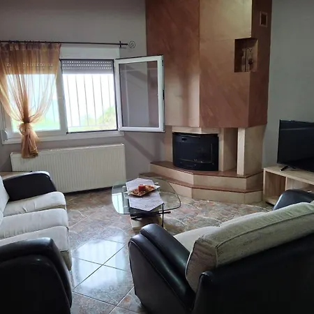 Tanias Seafront Villa-by Rentalspro Services- Halkidiki