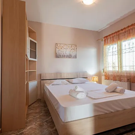 Tanias Seafront Villa-by Rentalspro Services- Halkidiki