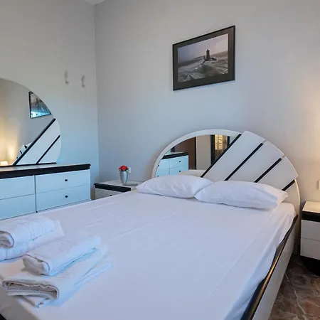 Villa Tanias Seafront Villa-by Rentalspro Services- Halkidiki *