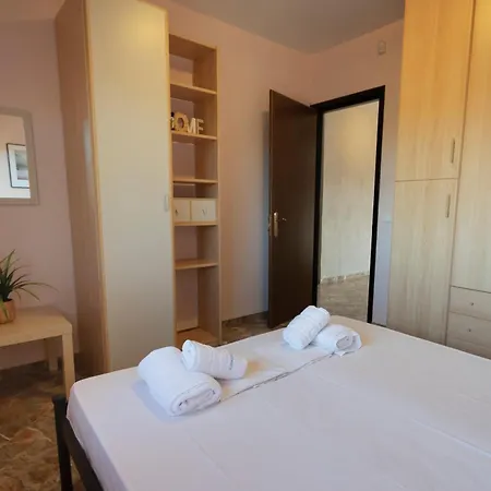 Tanias Seafront Villa-by Rentalspro Services- Halkidiki Villa Nea Poteidaia