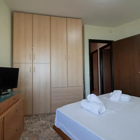 Tanias Seafront Villa-by Rentalspro Services- Halkidiki