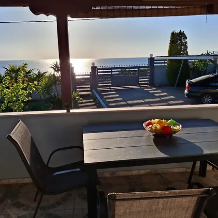 Villa Tanias Seafront Villa-by Rentalspro Services- Halkidiki Nea Poteidaia